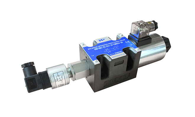 方向控制閥中的滑閥式帶位置檢測電磁/電液換向閥